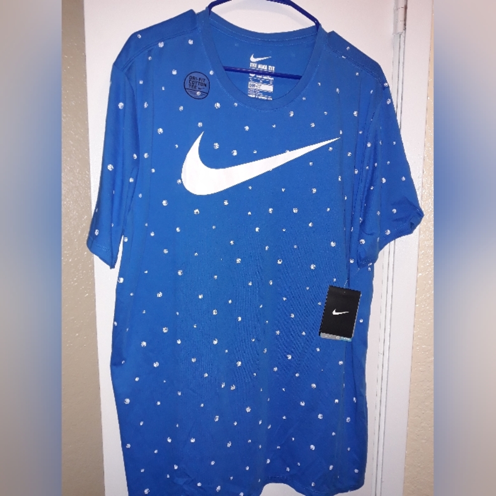 Mens Nike Tee. Blue XL